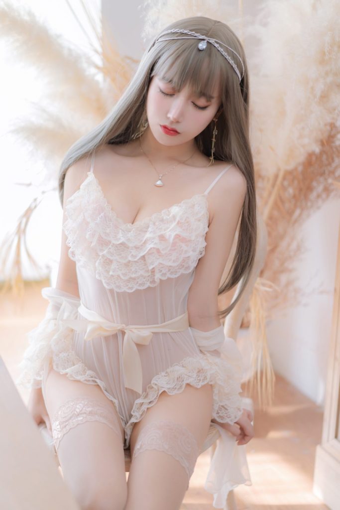 Coser@过期米线线喵 Vol.129: 凡尔赛公主