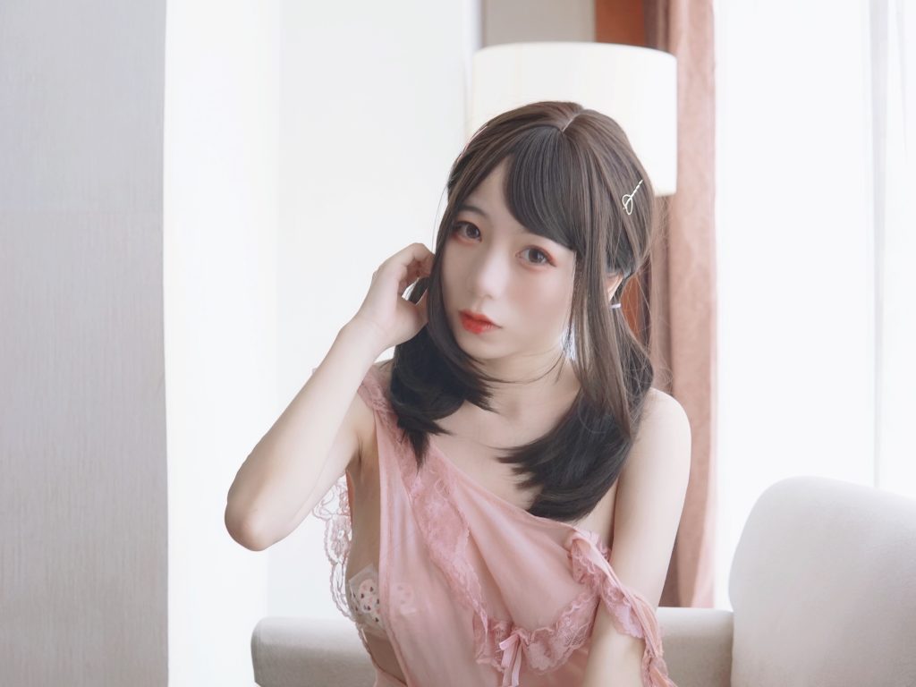 Watch sexy Coser@usejan蓝蓝 Vol.003: 粉色创可贴 photos