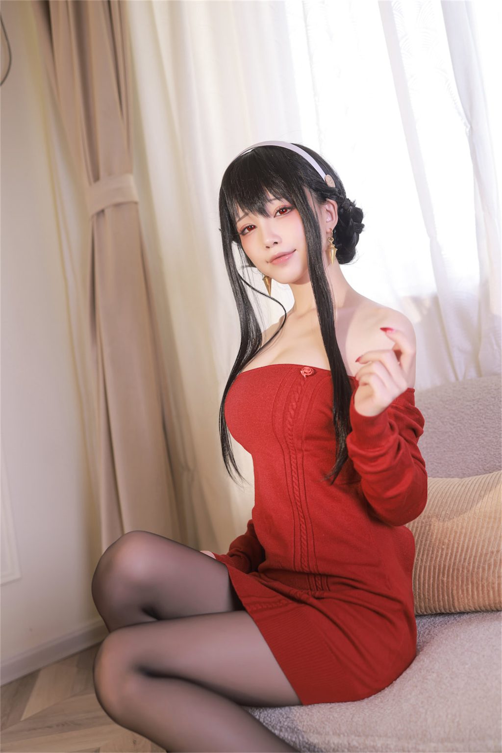 Watch sexy Coser@水淼Aqua Vol.125: 红毛衣 photos