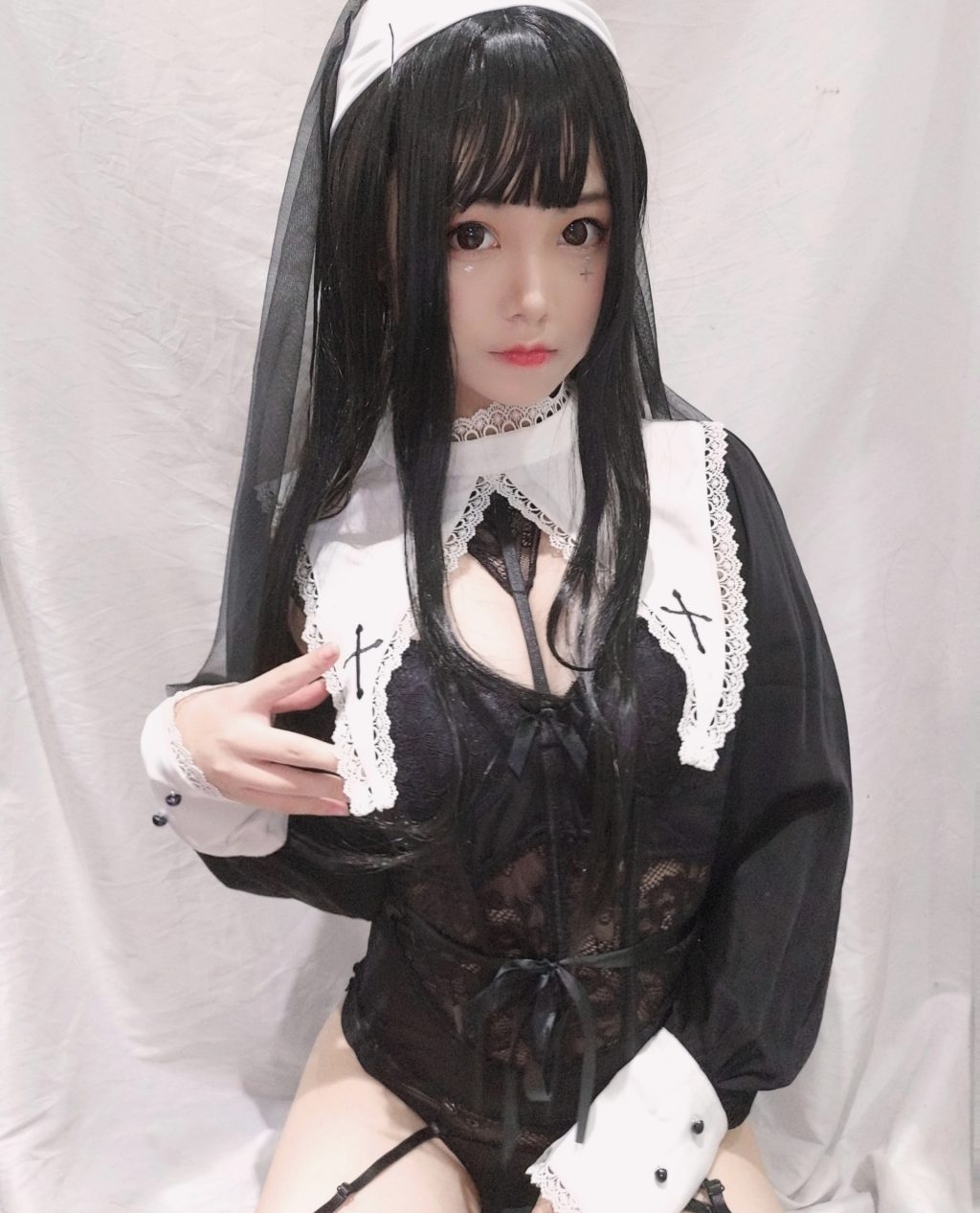 Watch sexy Coser@蜜汁猫裘 Vol.006 photos