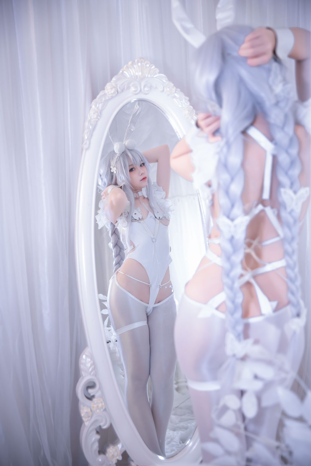 Watch sexy Coser@G44不会受伤 Vol.043: 恶毒 photos