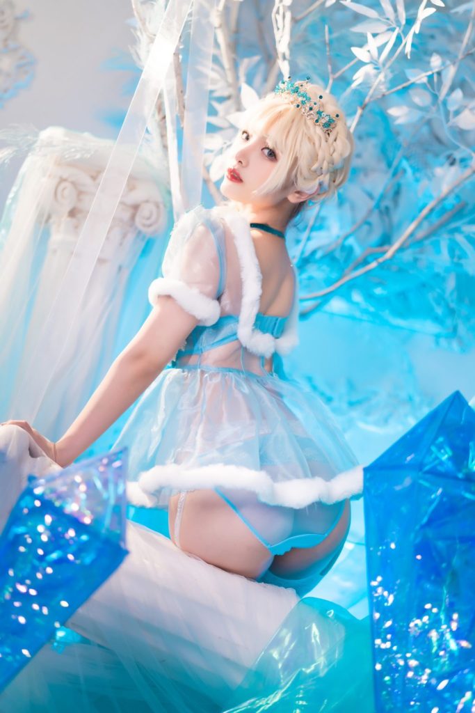 Coser@雯妹不讲道理 No.073: 冰雪