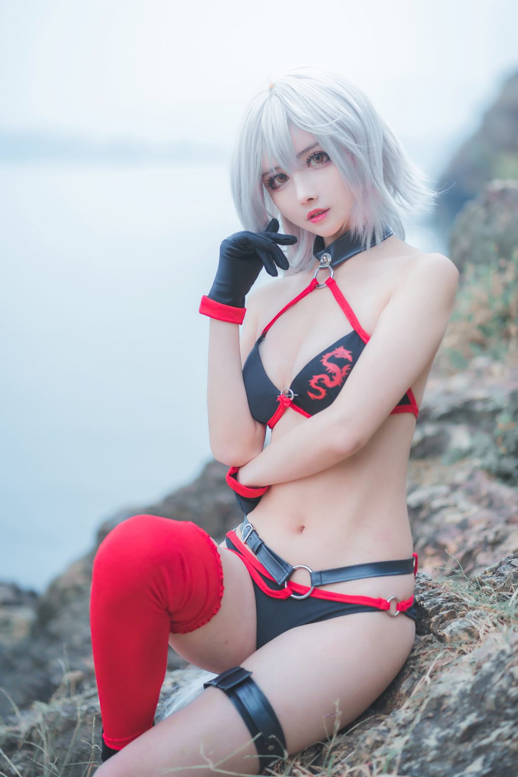 Watch sexy Coser@rioko凉凉子 Vol.018: 泳装黑贞 photos