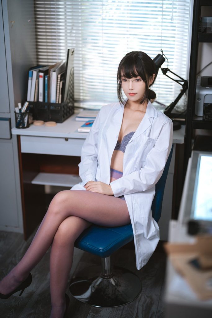 Coser@汪知子 Vol.015: 医生姐姐