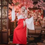 Coser@蜜汁猫裘 Vol.084: 可畏巫女