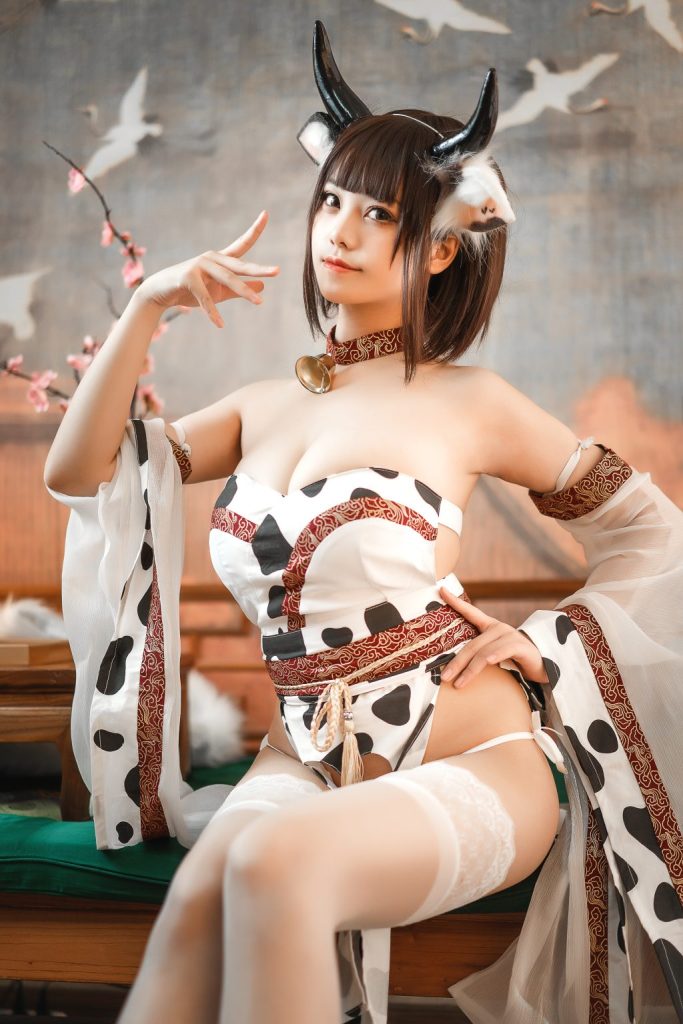 Coser@蜜汁猫裘 Vol.086: 奶牛