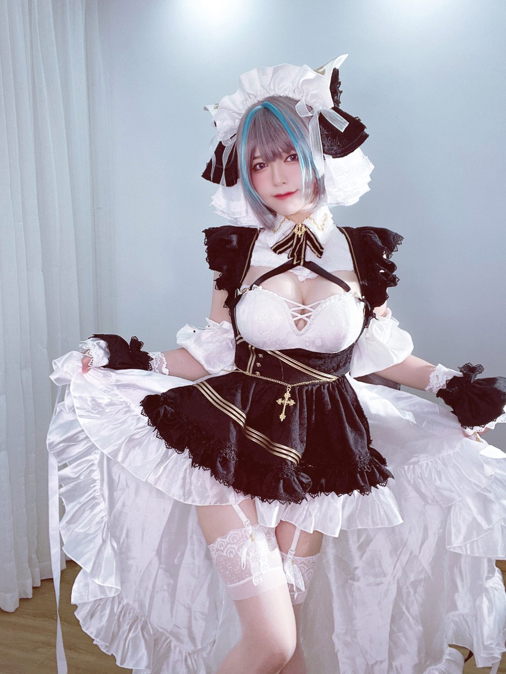 Watch sexy Coser@半半子: 柴郡 photos