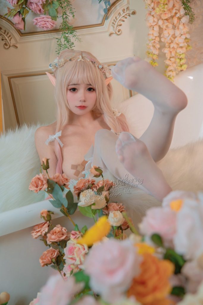 Coser@黏黏团子兔: 豌豆公主的秘密花房