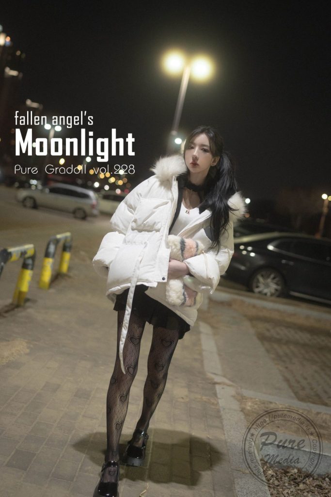 Pure Media Vol.228: Jia (지아) – Moonlight Fallen Angel