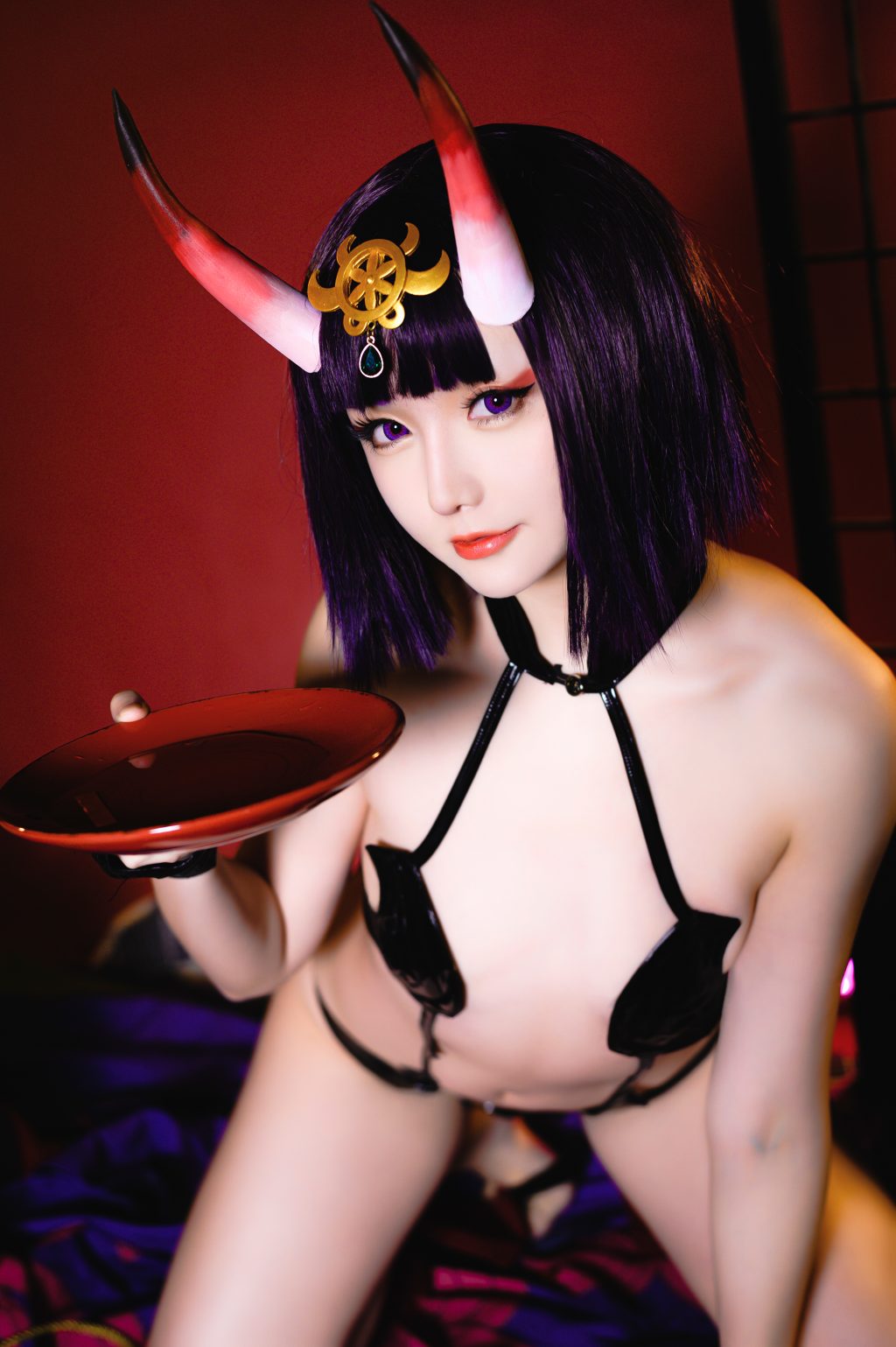 Watch sexy Coser@星之迟迟Hoshilily: 酒吞原皮 photos