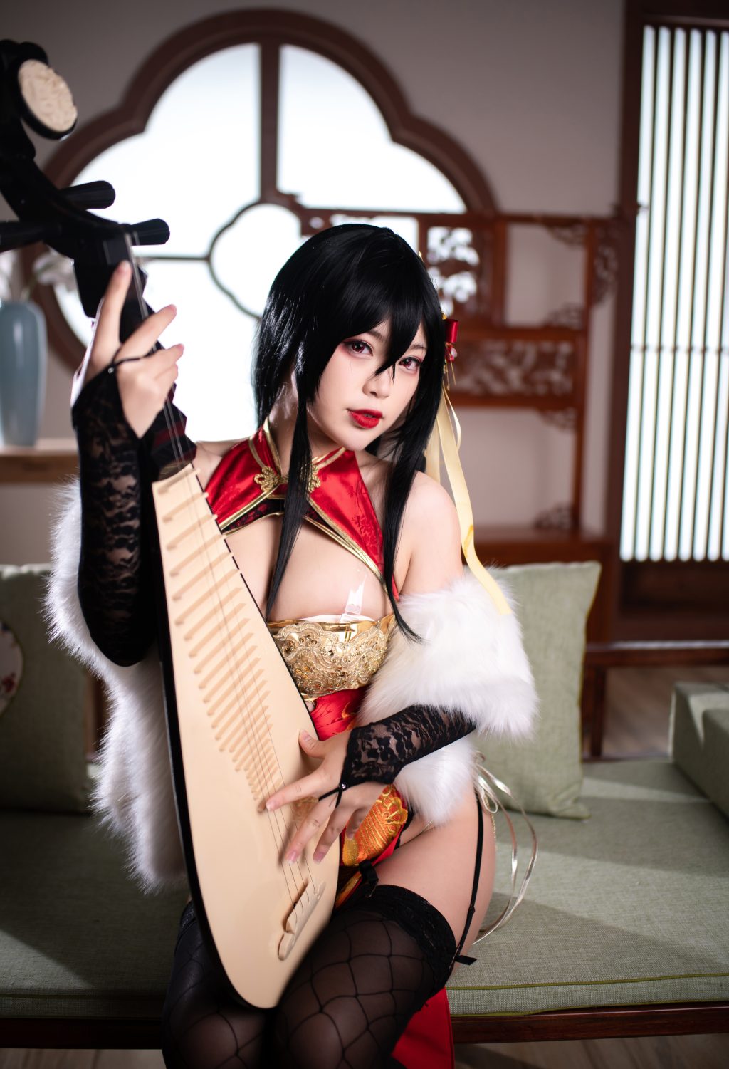 Watch sexy Coser@白烨 Vol.003: 大凤旗袍新年限定 photos