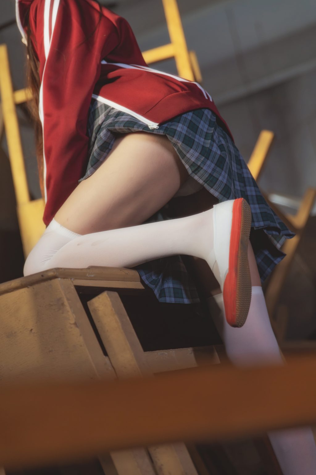 Watch sexy Coser@桜桃喵 Vol.086: 桜桃未熟3 废弃教室 photos