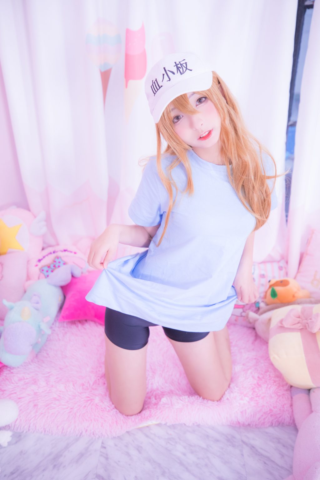 Watch sexy Coser@神楽坂真冬 Vol.012: 小さな恋-血小板 photos