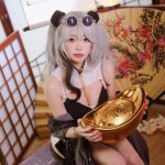 Coser@黏黏团子兔: 床上护士