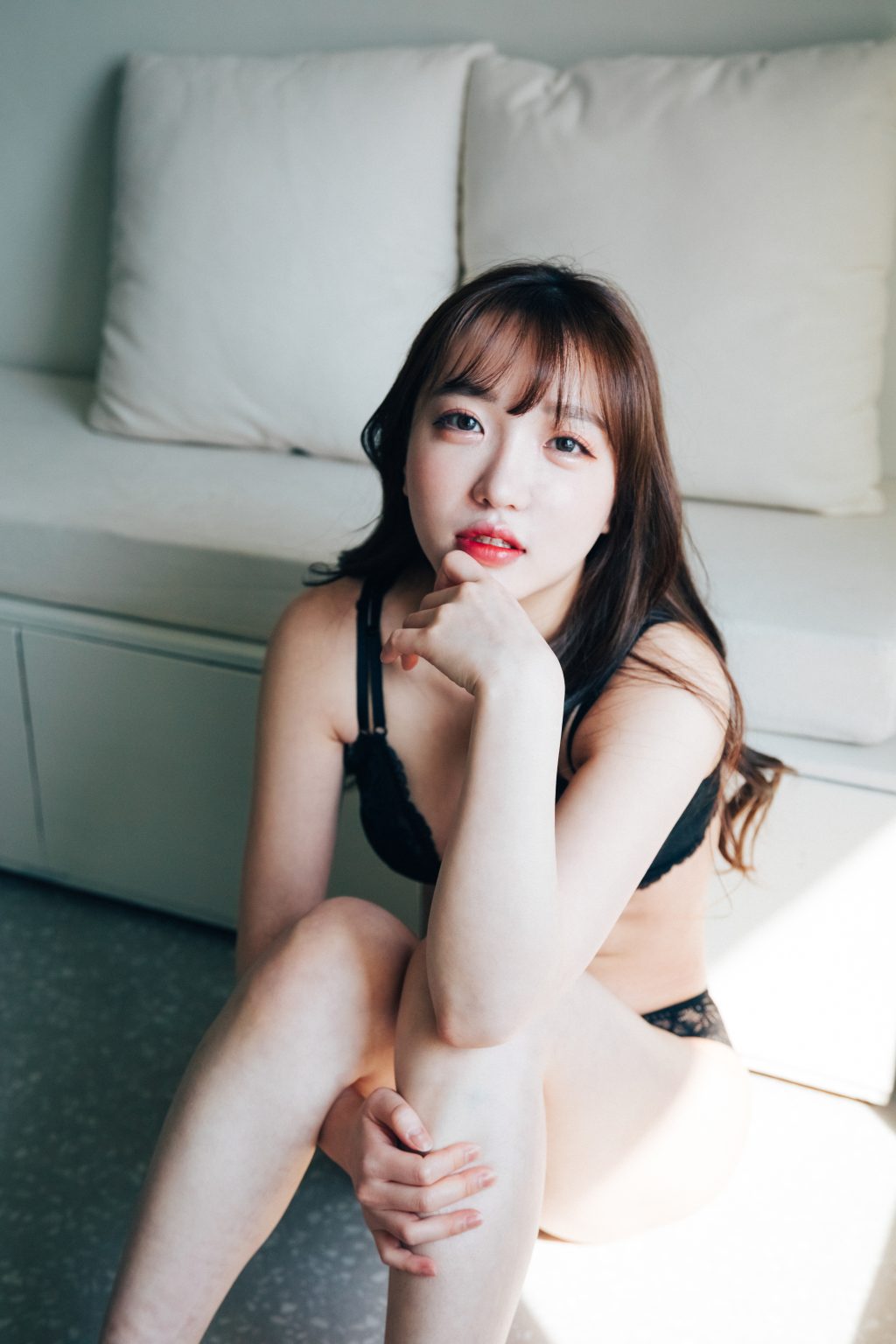 Watch sexy [Loozy] Maximum Vol.1 – Son Ye-Eun (손예은) photos