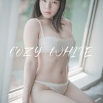 DJAWA Photo – Pia (피아): “Cozy White”