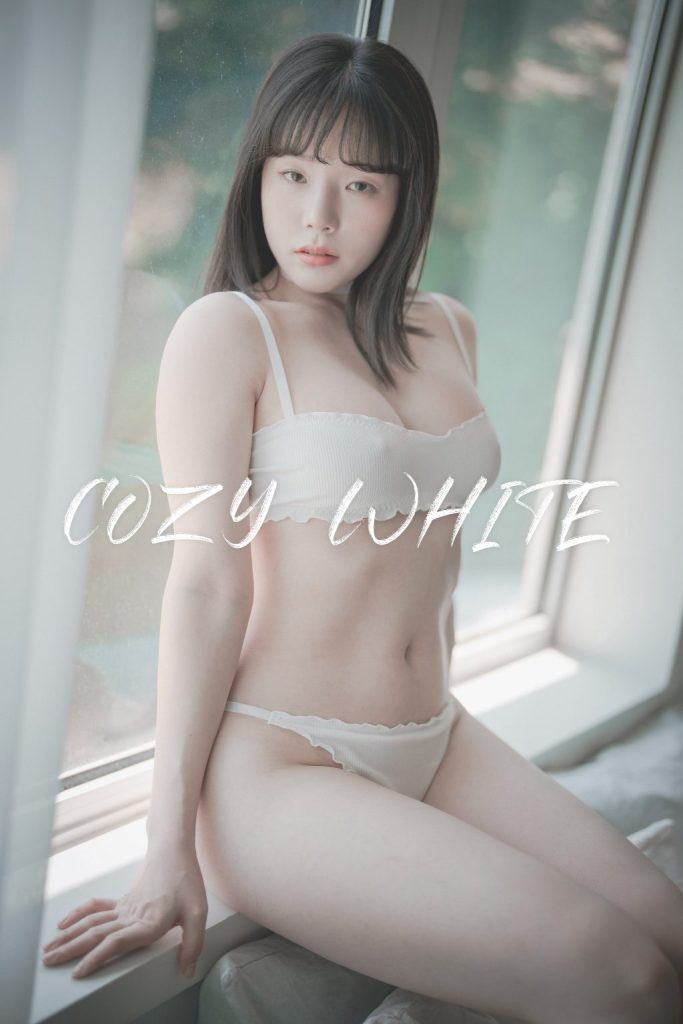 DJAWA Photo – Pia (피아): “Cozy White”