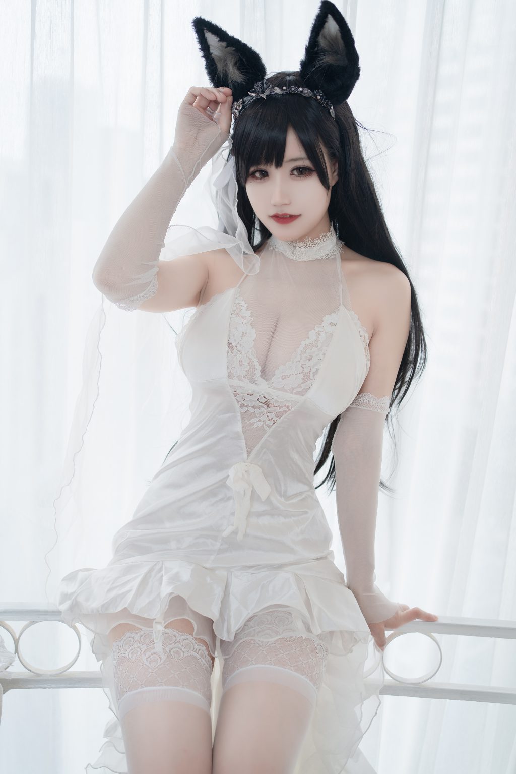 Watch sexy Coser@小仓千代w No.015: 爱宕婚纱 photos