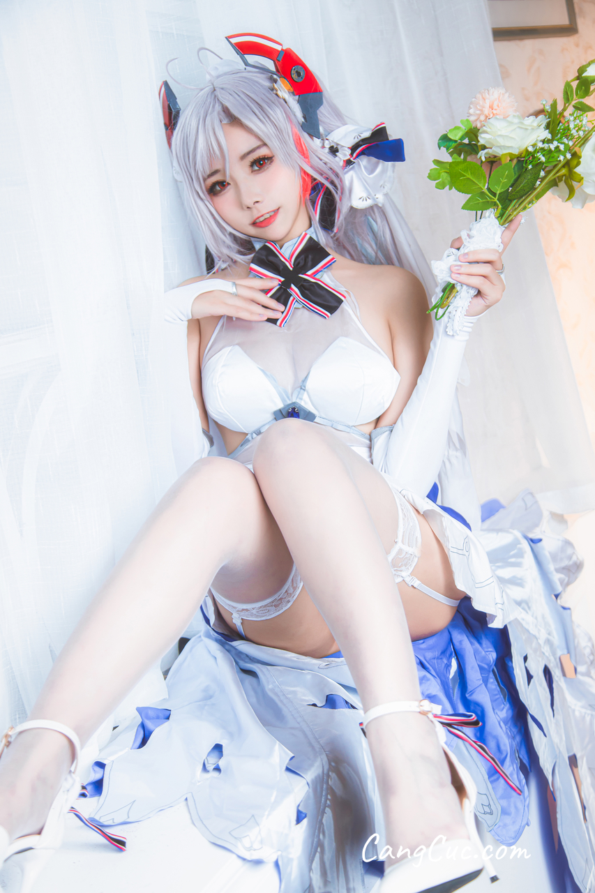 Watch sexy Coser@Momoko葵葵 花嫁 photos