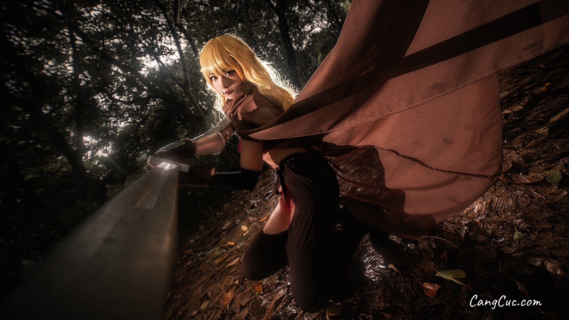 Watch sexy Coser@Momoko葵葵 Vol.033 The Vagrant (薇薇安) photos