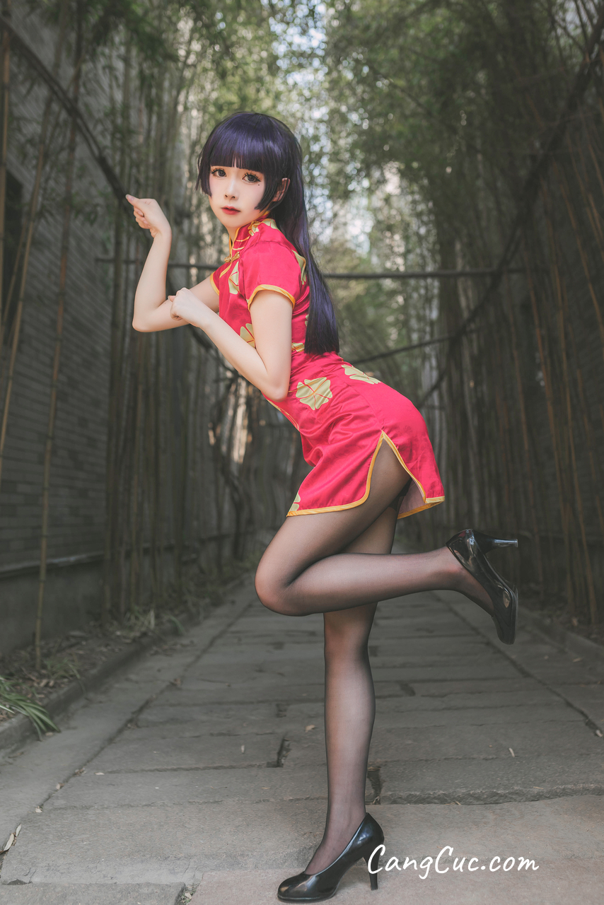 Watch sexy Coser@巧克力小圆面包 – 五更琉璃 新春旗袍 photos