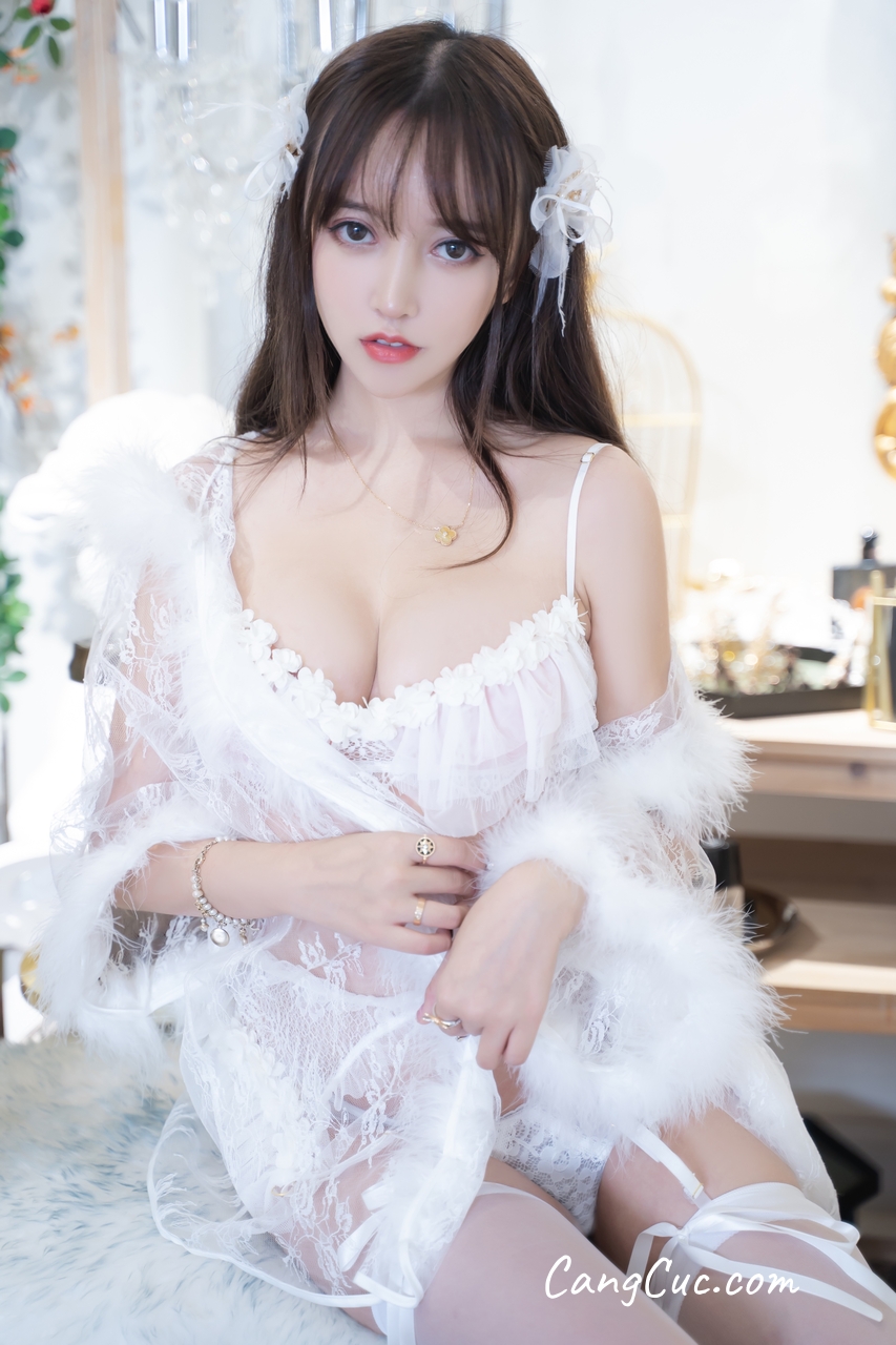 Watch sexy Coser@过期米线线喵 天使与魔鬼 photos