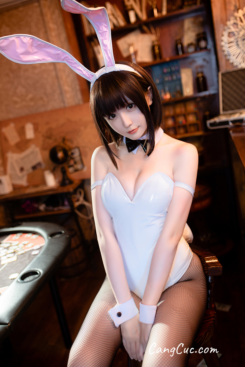 Watch sexy Coser@星之迟迟Hoshilily – 加藤惠 兔女郎 photos