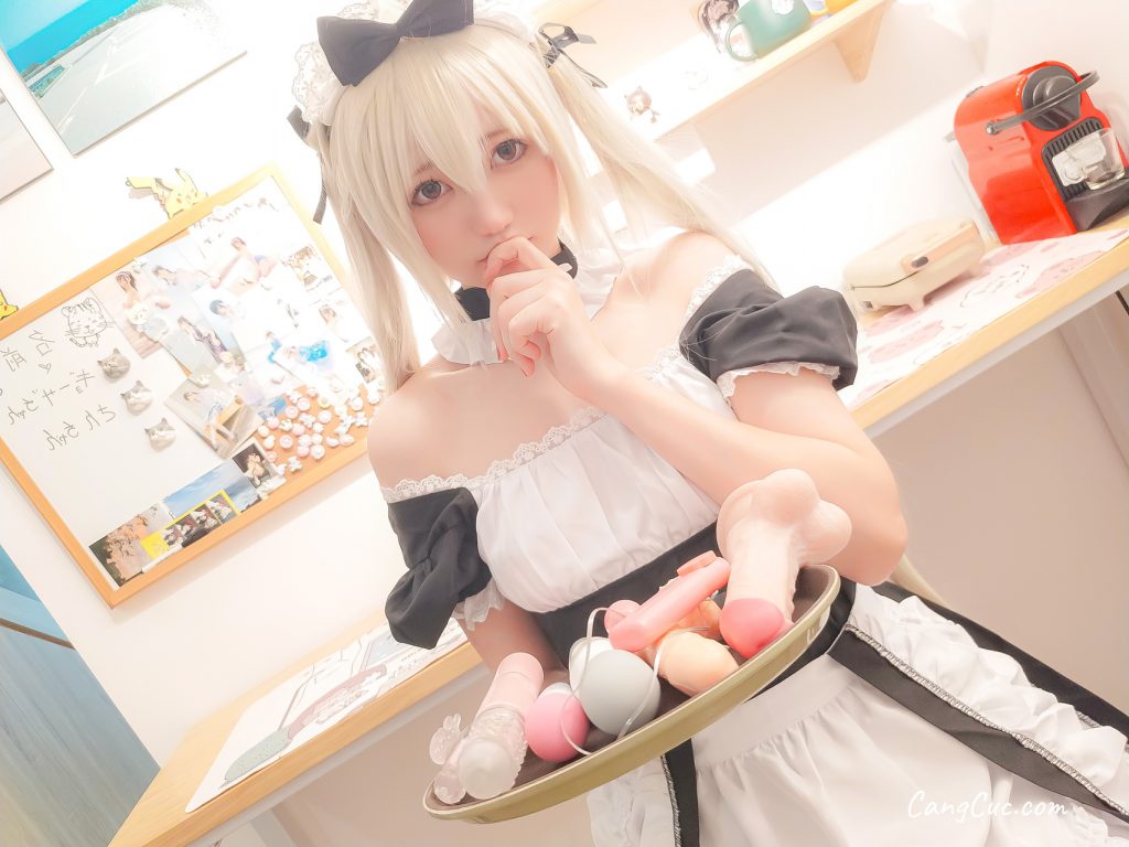 Coser@NAGISA魔物喵 – [Fantia] – お兄さん。。。お帰りなさい。。