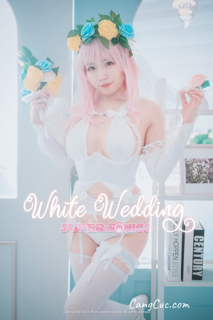 DJAWA Photo – Myaron – Super Sonico White Wedding